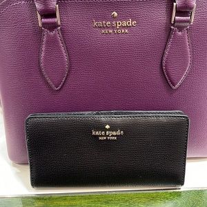 Kate Spade Darcy Large Slim Bifold Wallet
Black